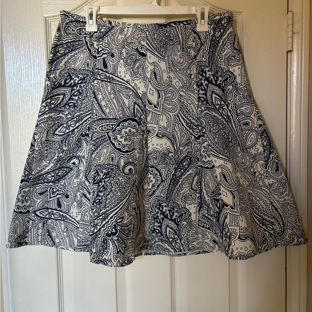 Talbot's Misses navy & off-white skirt